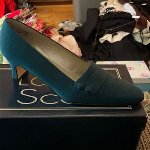 Laura Scott heels
